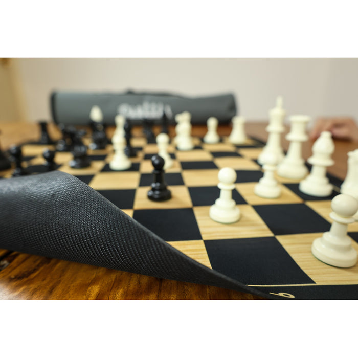 LPG Classics Club - Chess Set Black Woodgrain