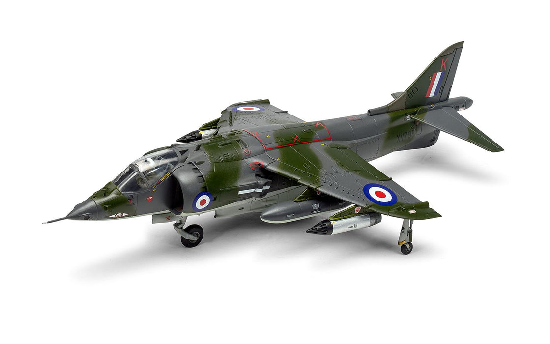 Airfix 1:72 Hawker Siddeley Harrier GR. 1/AV-8A