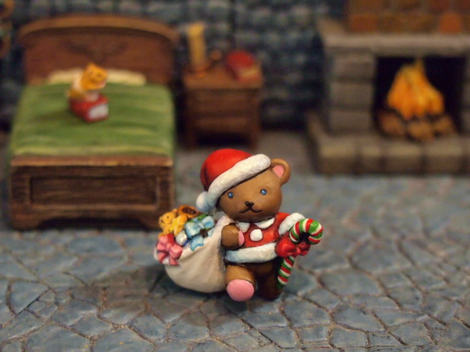 Aurora Model - Teddy Bear Santa Claus