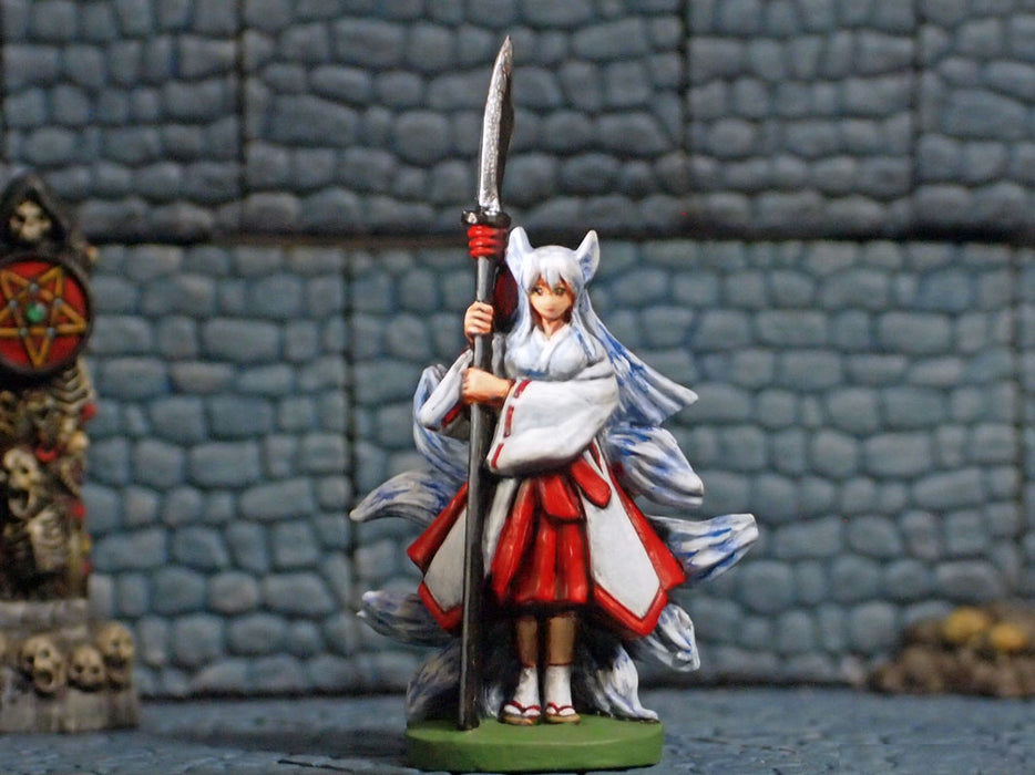 Aurora Model - Miko Fox
