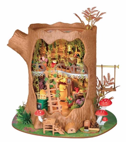 DIY Mini House: Fairytale Treehouse
