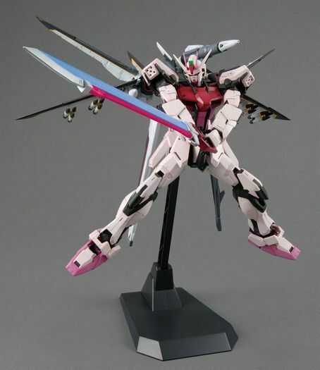 Bandai MG 1/100 STRIKE ROUGE (OOTORI UNIT) Ver.RM